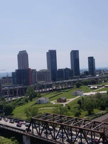 Toronto C01, ON M5V 0P8,576 Front ST W #1405