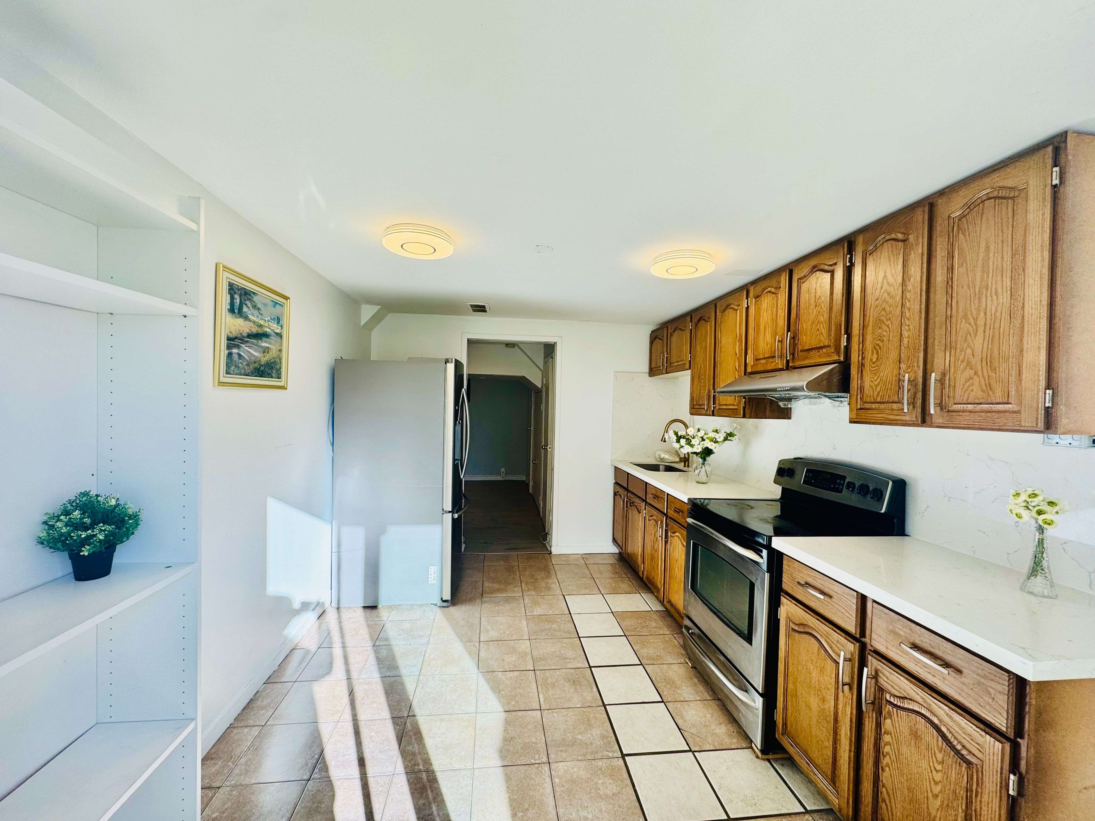 Richmond Hill, ON L4C 2C2,272 Essex (Work Out Basement) AVE