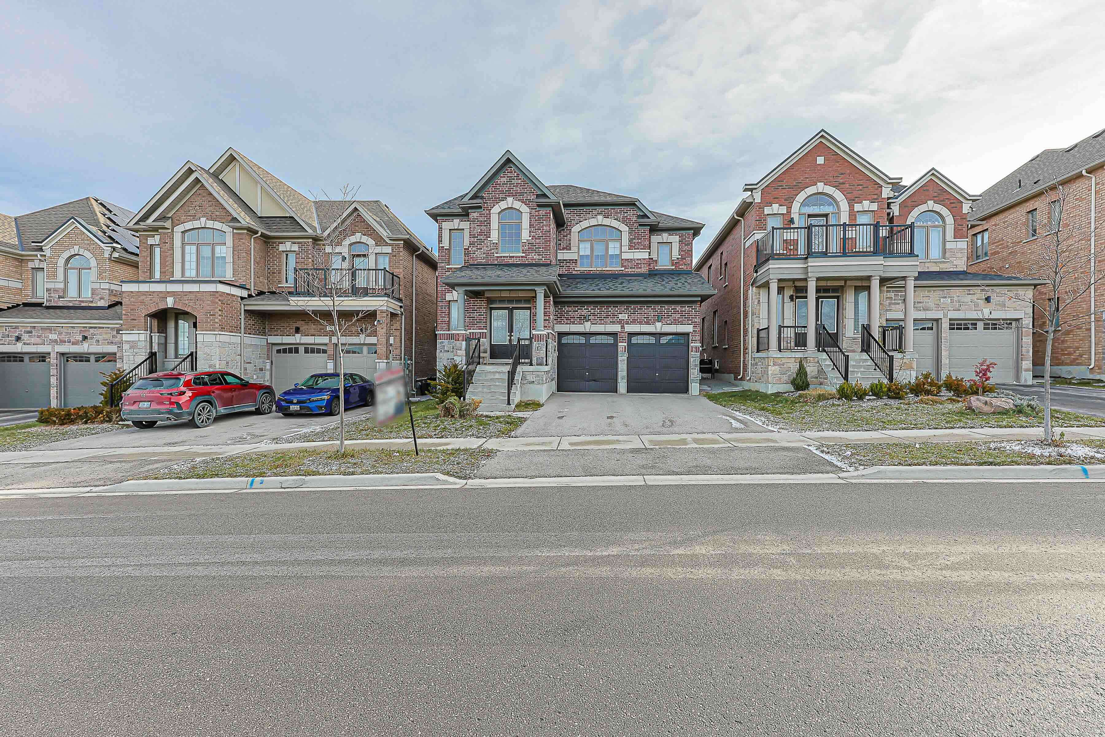 East Gwillimbury, ON L9N 0V3,108 Frank Kelly DR
