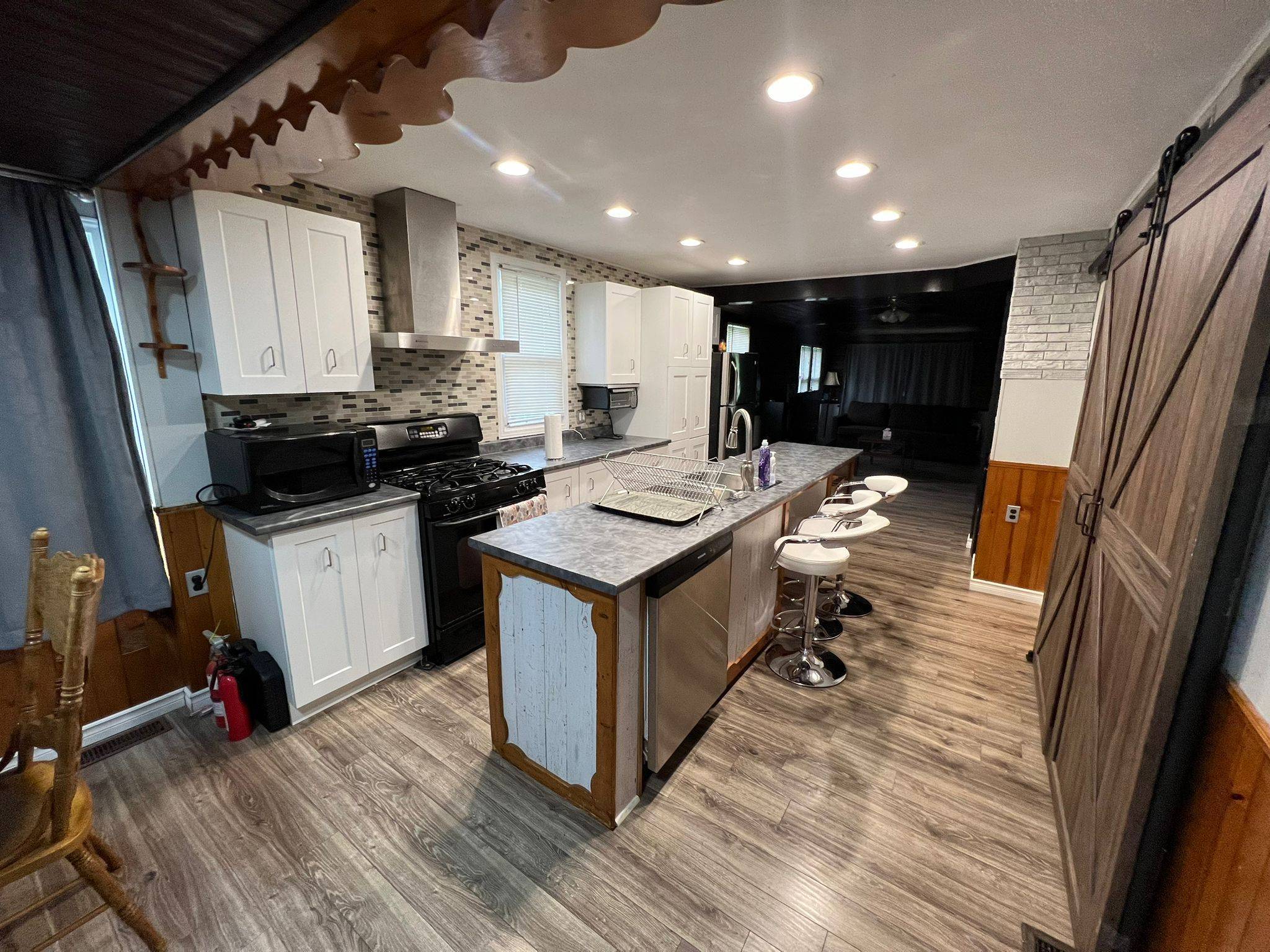 Port Colborne, ON L3K 5V3,729 Silver Bay RD