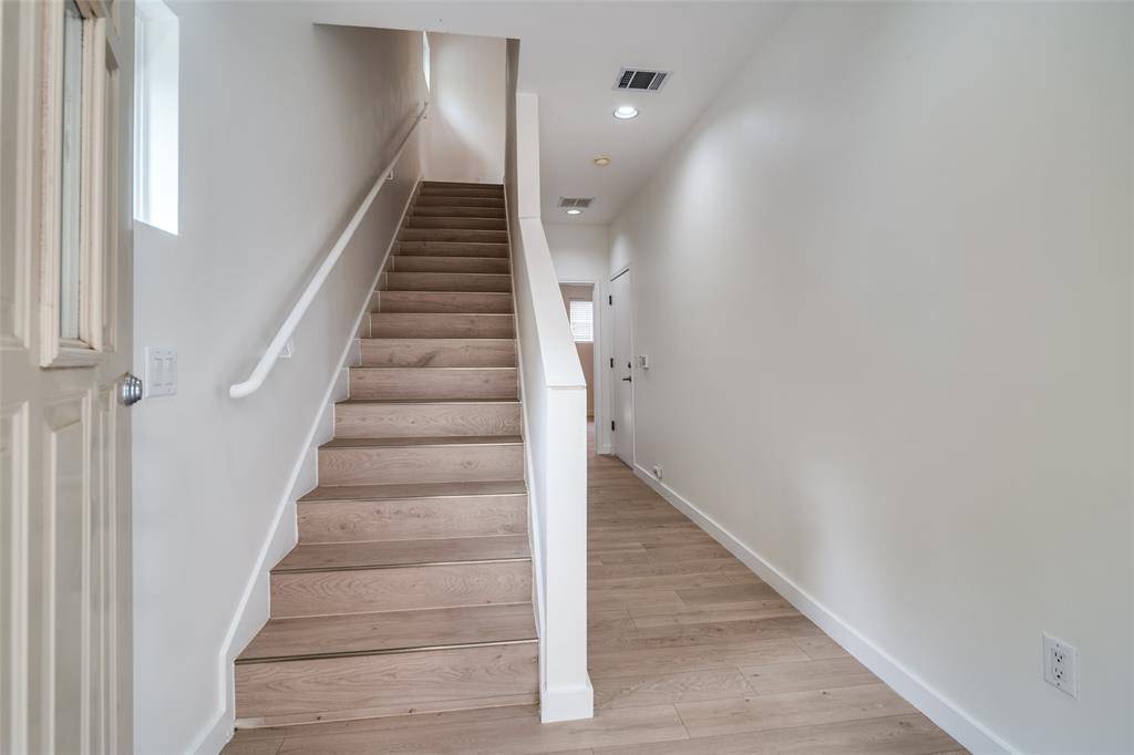 Dallas, TX 75204,3251 Cambrick Street #13