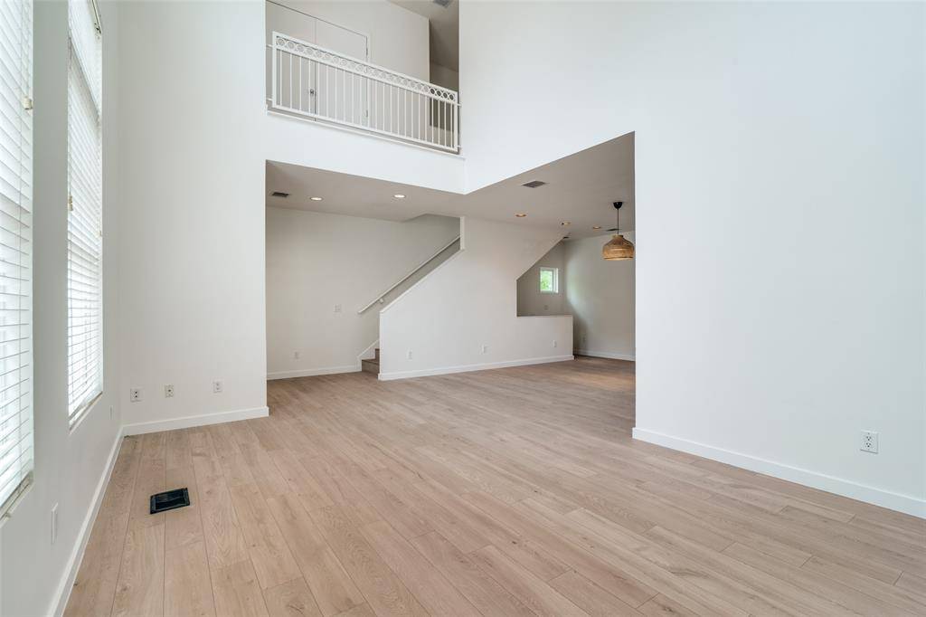 Dallas, TX 75204,3251 Cambrick Street #13