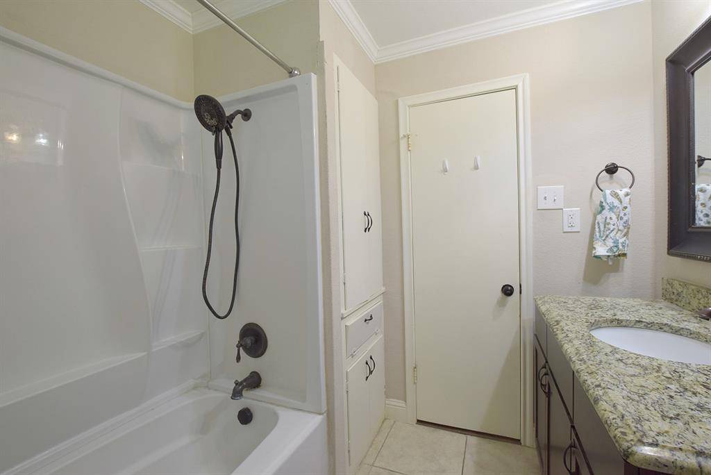 Dallas, TX 75228,2516 Telegraph Avenue