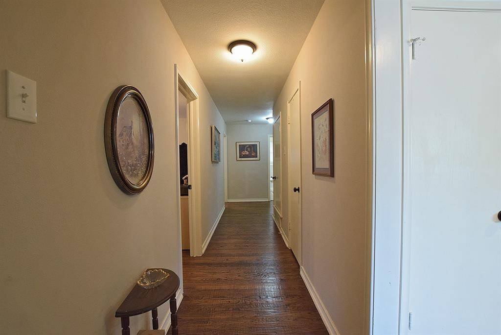 Dallas, TX 75228,2516 Telegraph Avenue