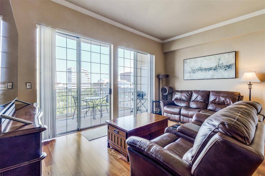 Dallas, TX 75219,3225 Turtle Creek Boulevard #926