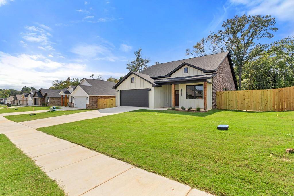 Lindale, TX 75771,16326 Crossing Circle