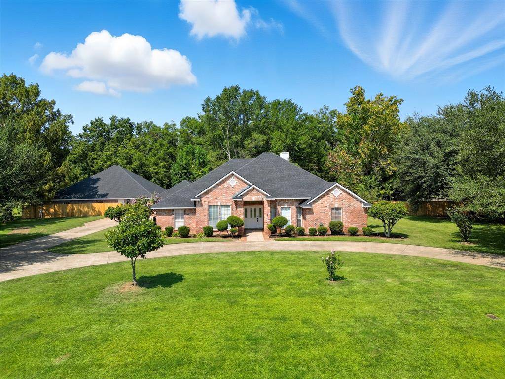 Bossier City, LA 71111,107 Lakewood Point Drive