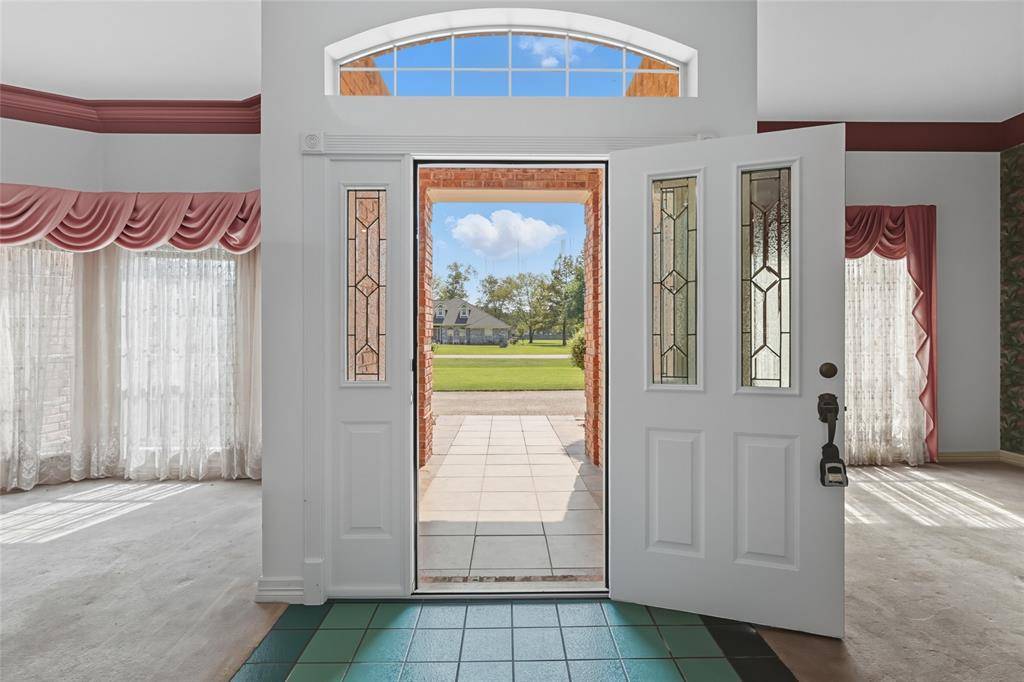 Bossier City, LA 71111,107 Lakewood Point Drive