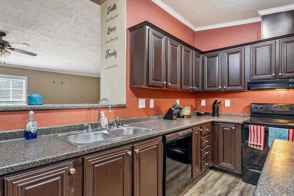 Log Cabin, TX 75148,13902 E Travis Lane