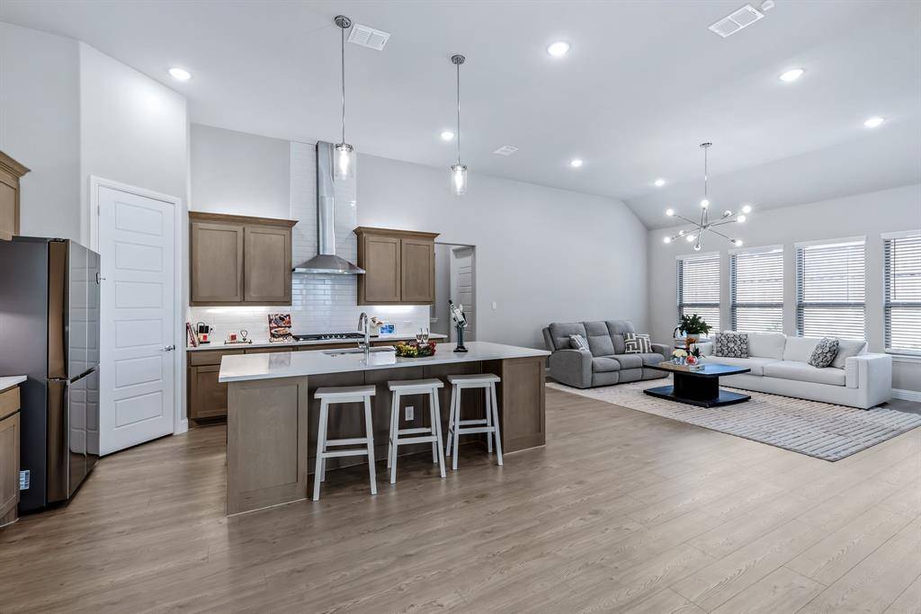 Allen, TX 75013,1302 Shorefront Drive