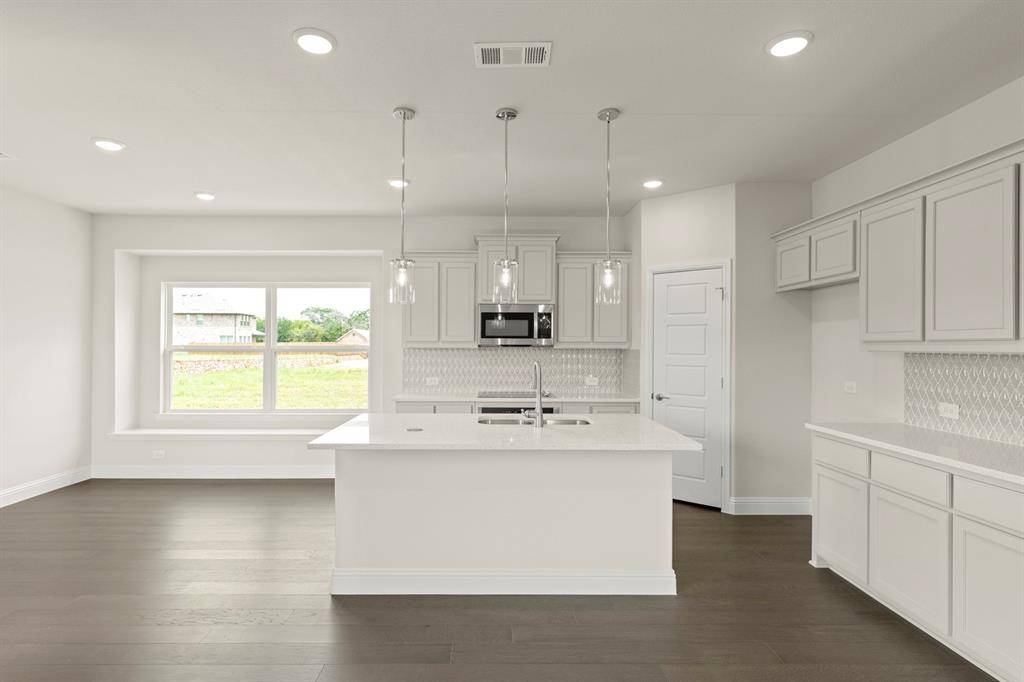 Aubrey, TX 76227,1732 Meadow Crest