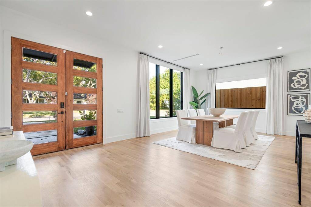 Dallas, TX 75206,6008 Kenwood Avenue