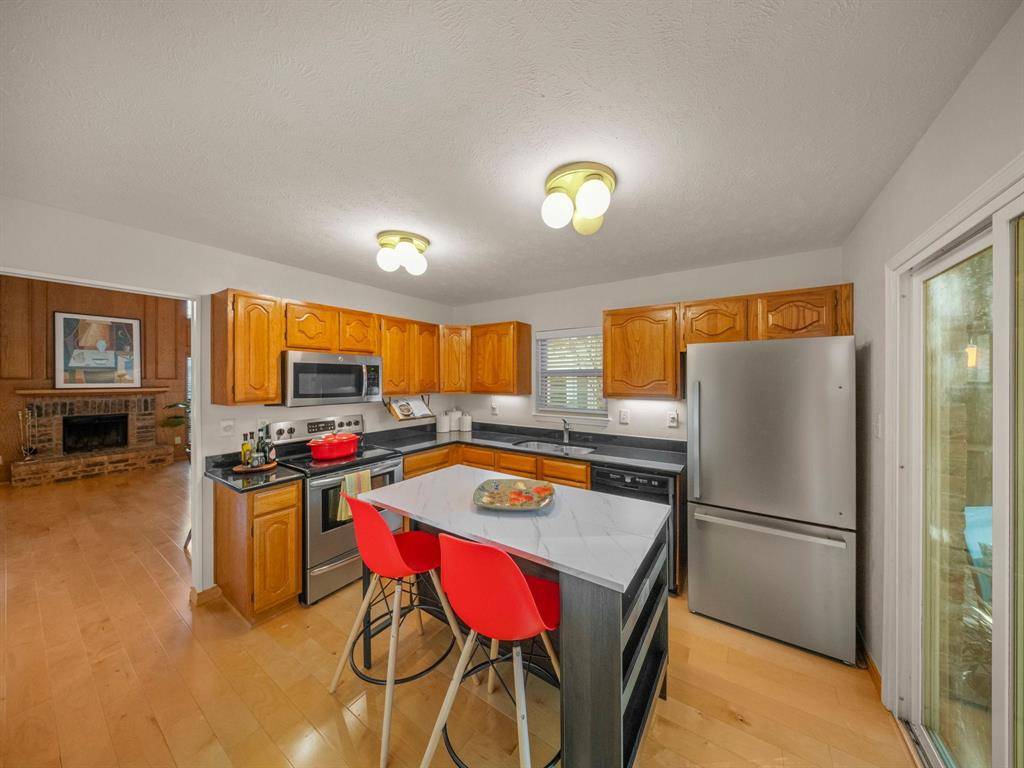 Dallas, TX 75238,13347 Pandora Circle