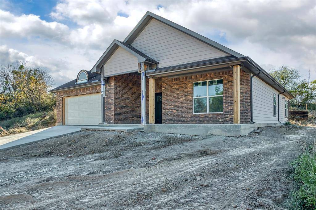 Runaway Bay, TX 76426,709 Blue Fathom Drive