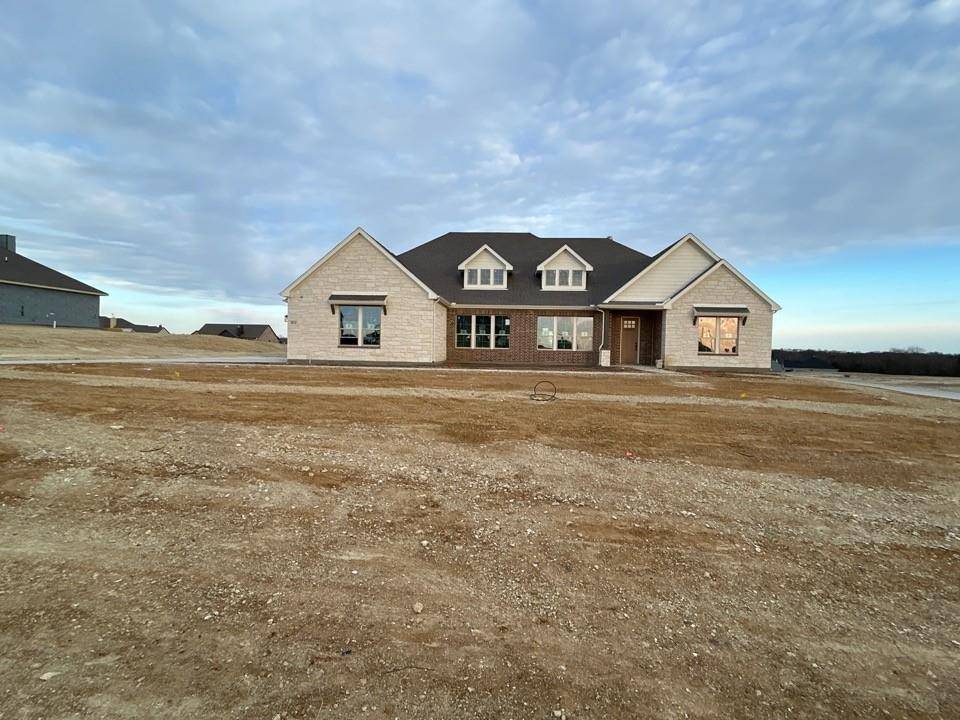 Van Alstyne, TX 75495,811 Westover Drive