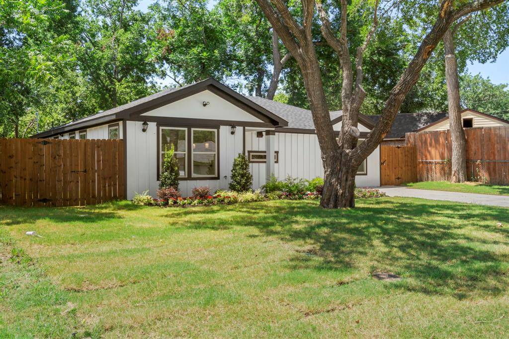 Grand Prairie, TX 75051,825 Apache Trace