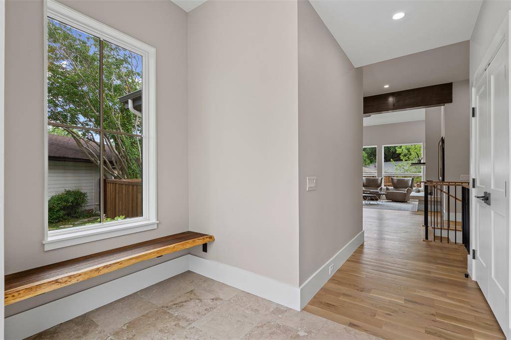 Dallas, TX 75238,9007 Leaside Drive