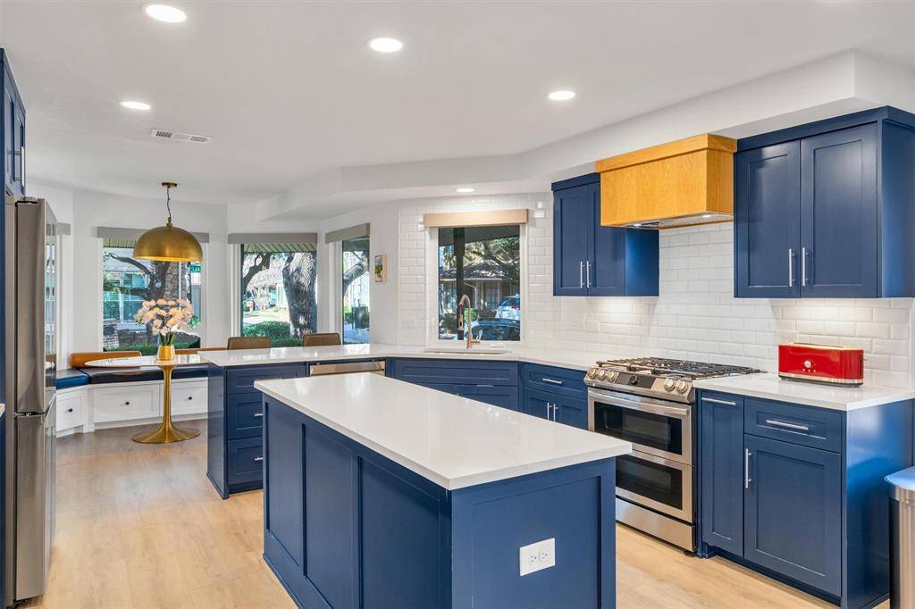 Dallas, TX 75204,3288 Lakenheath Place