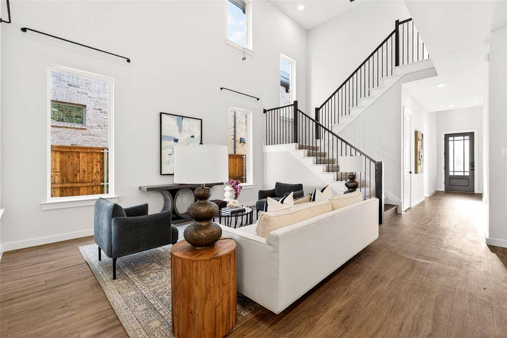 Frisco, TX 75035,15584 Crape Myrtle Road