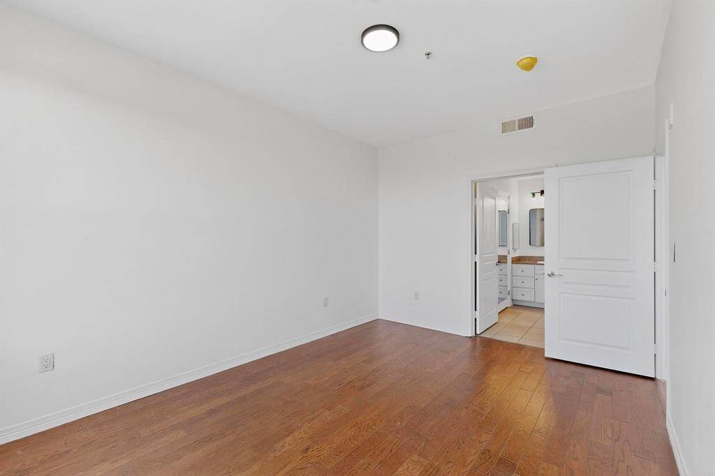 Irving, TX 75039,330 Las Colinas Boulevard E #1112