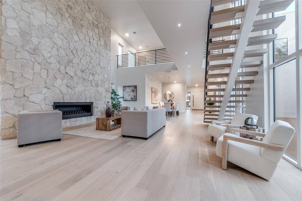 Dallas, TX 75220,3821 Beechwood Lane