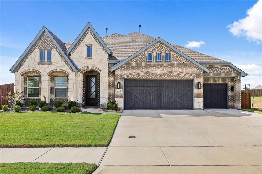 Desoto, TX 75115,933 Homestead Drive