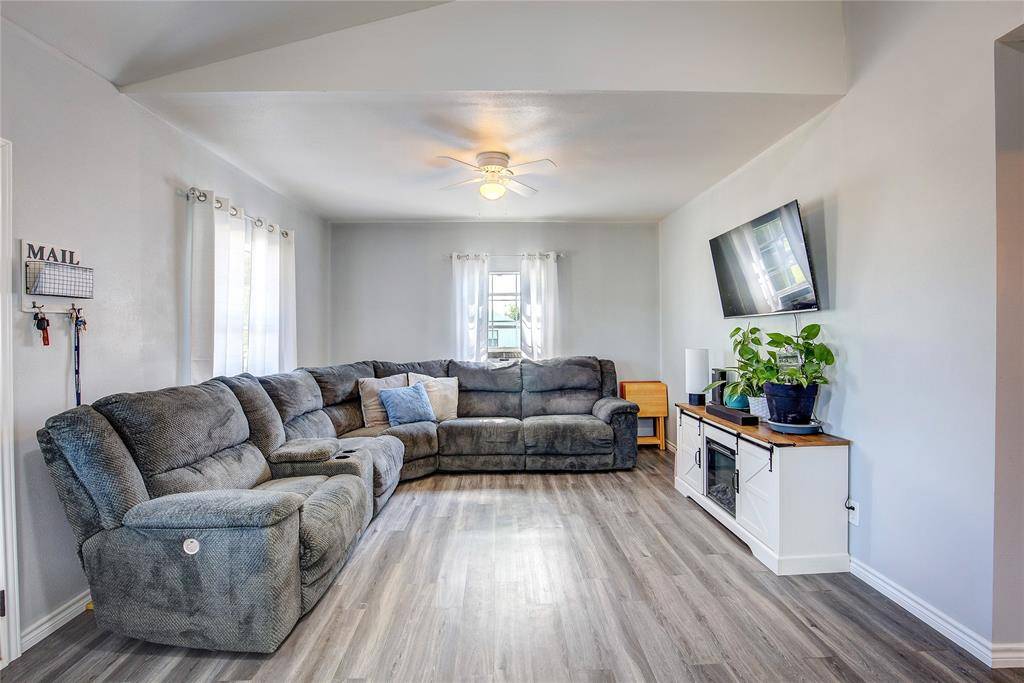 Cumby, TX 75433,1867 County Road 4131