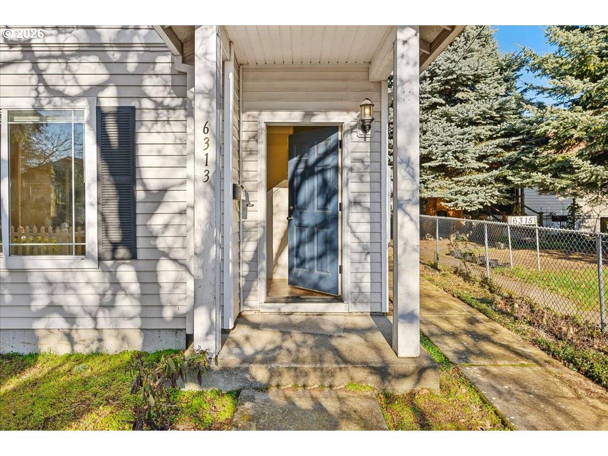 Portland, OR 97206,6311 SE WOODSTOCK BLVD