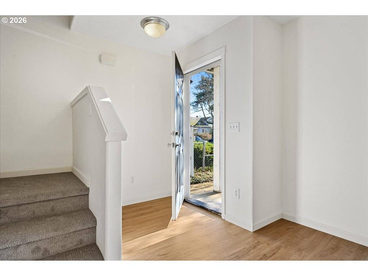 Portland, OR 97206,6311 SE WOODSTOCK BLVD