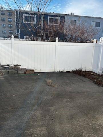 Far Rockaway, NY 11691,355 Beach 47th ST