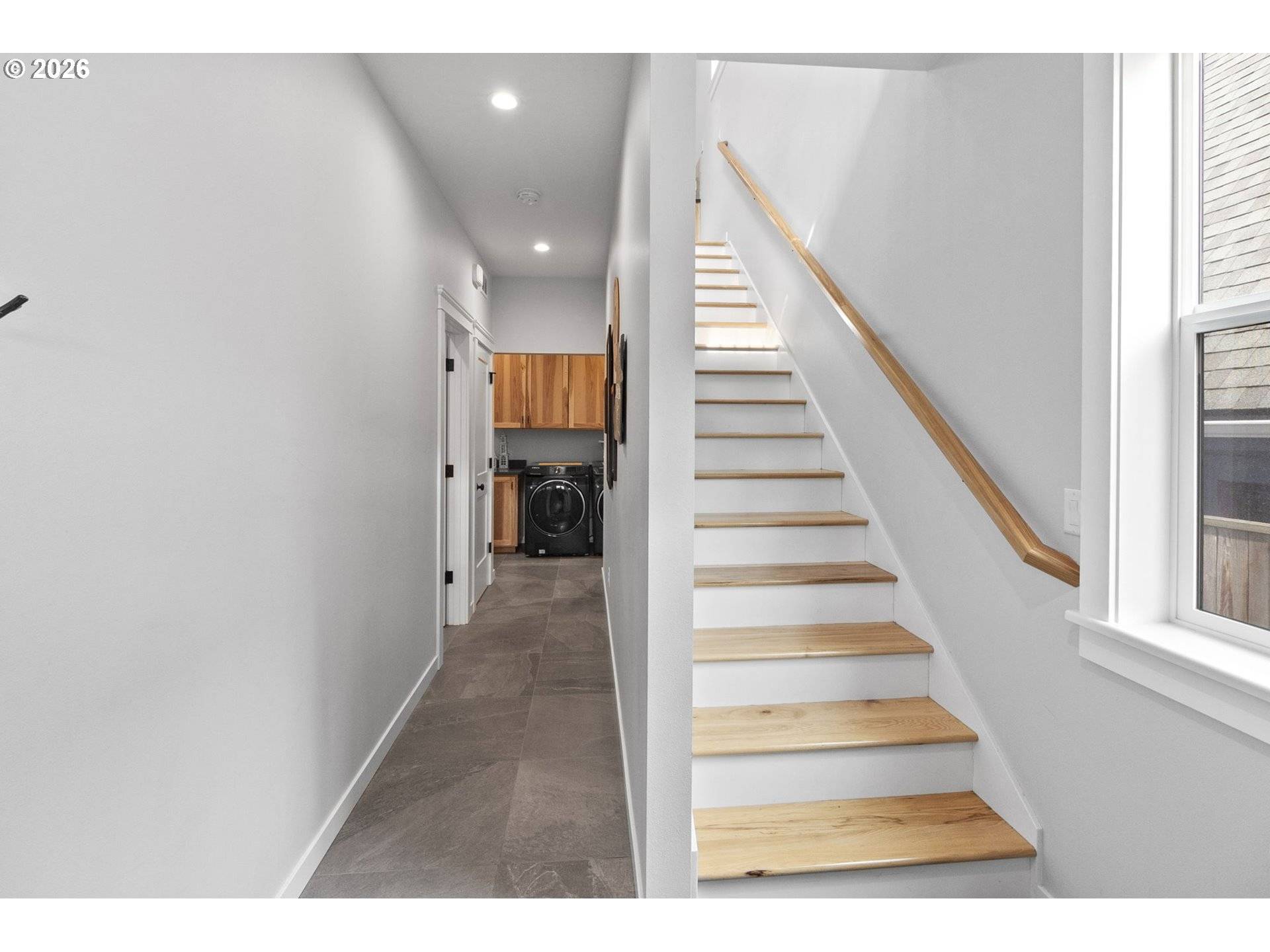 Eugene, OR 97401,135 W 18TH AVE