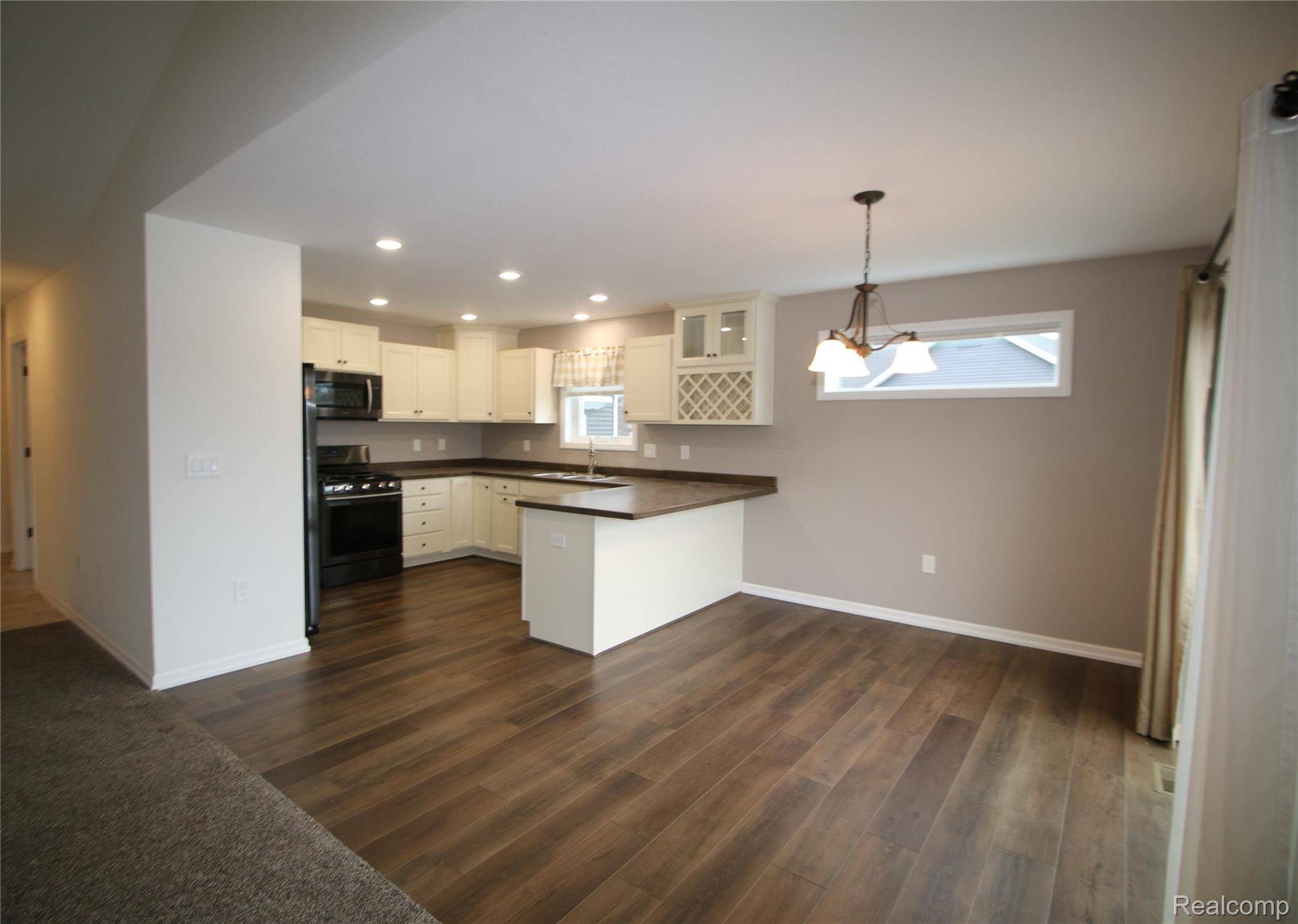 Sand Point, MI 48755,4456 Point Charities AVE