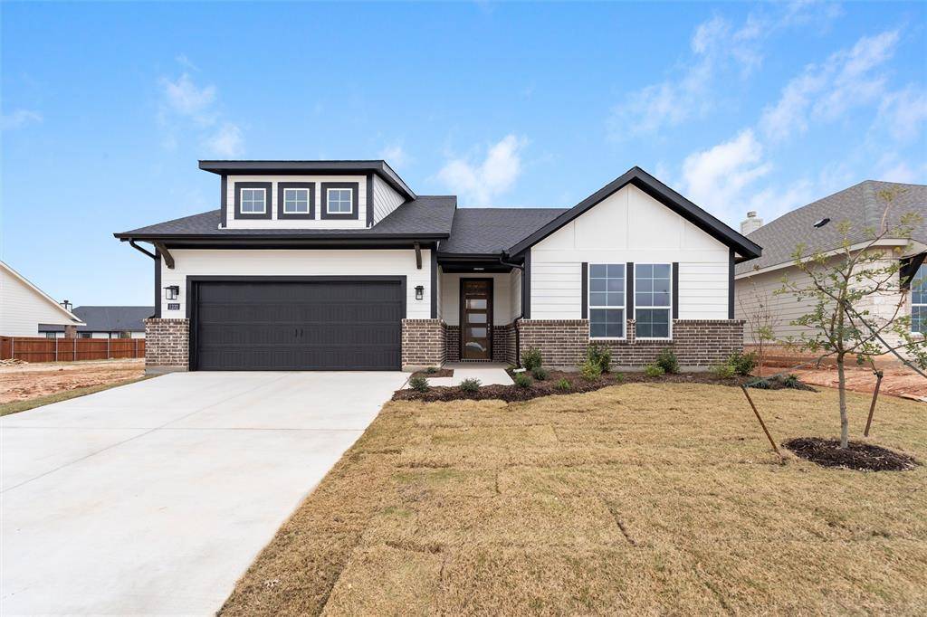 Springtown, TX 76082,1232 Sabine River Lane