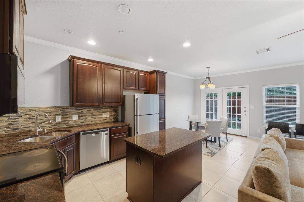 Allen, TX 75002,706 S Jupiter Road #705