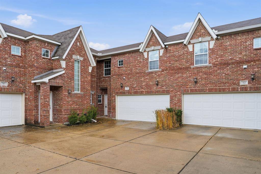 Allen, TX 75002,706 S Jupiter Road #705