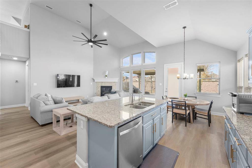 Grand Prairie, TX 75054,7243 Brisa Road