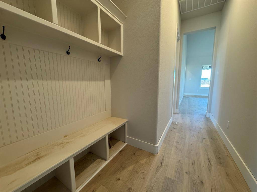 Godley, TX 76044,12984 Little Wolf