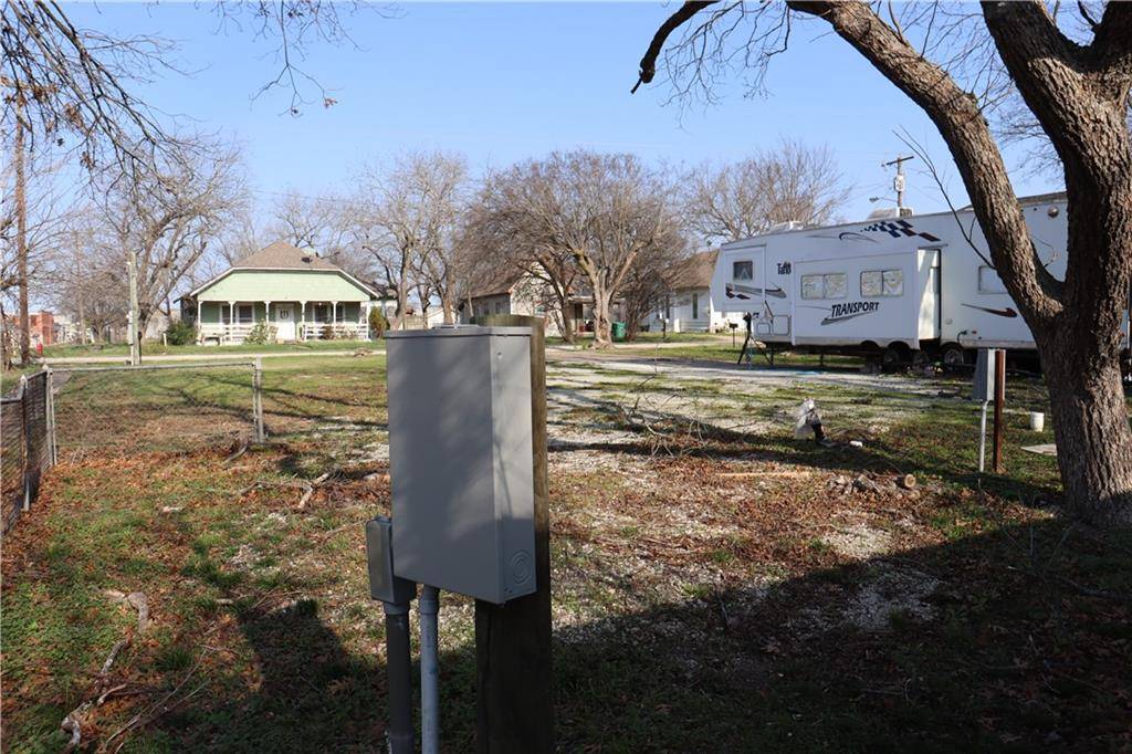 Mart, TX 76664,502 E Navarro Street