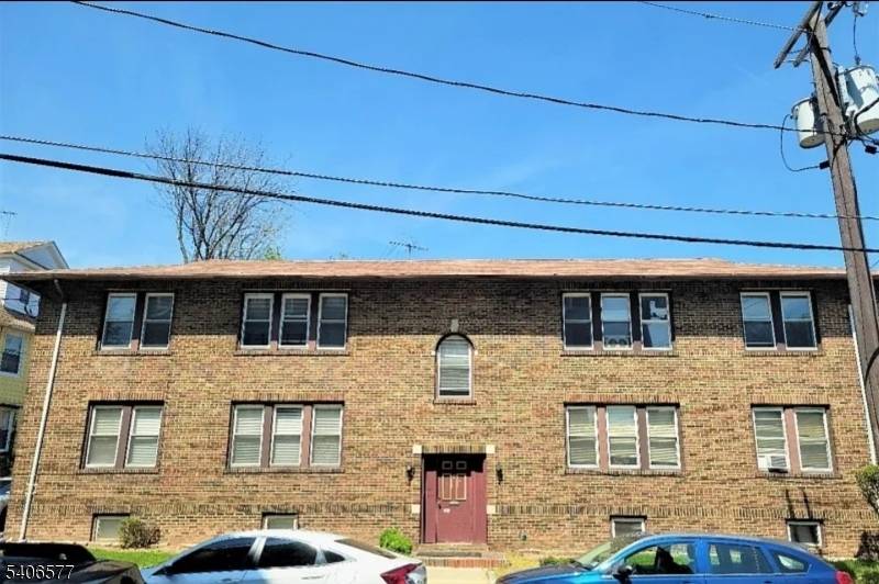 Newark City, NJ 07106,367-369 Sanford Ave #1R