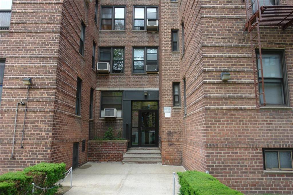 Brooklyn, NY 11235,3021 Avenue Z #2G