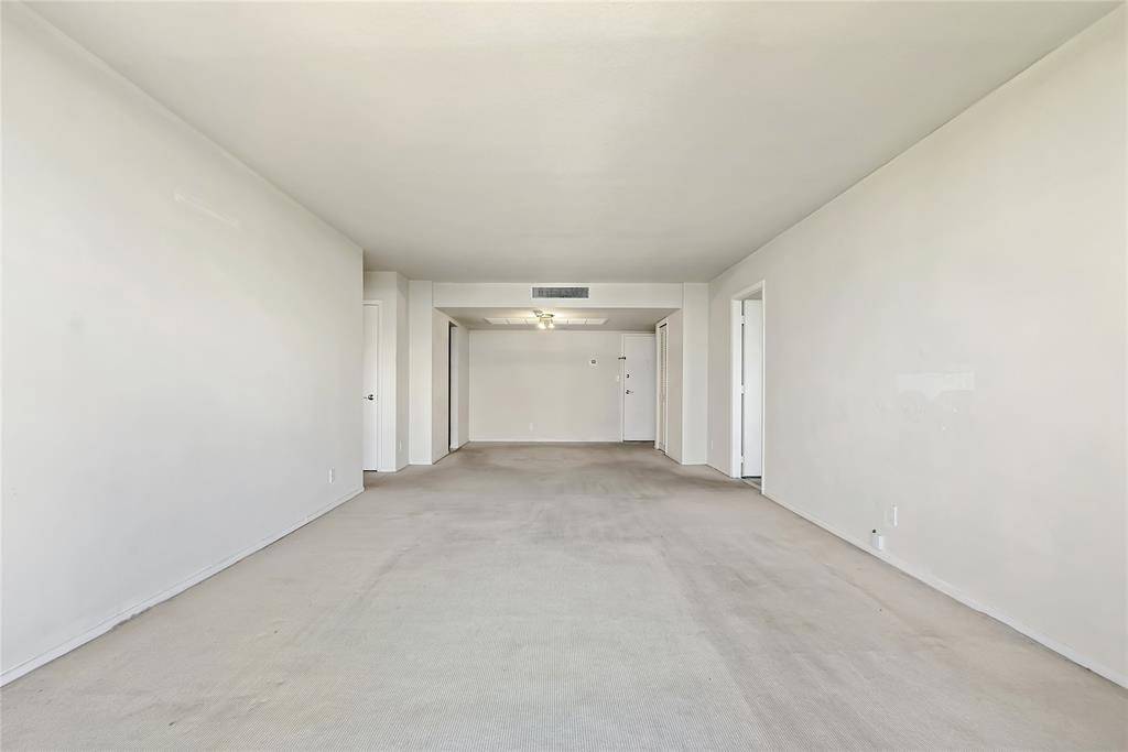 Lauderdale By The Sea, FL 33062,1900 S Ocean Blvd #9P