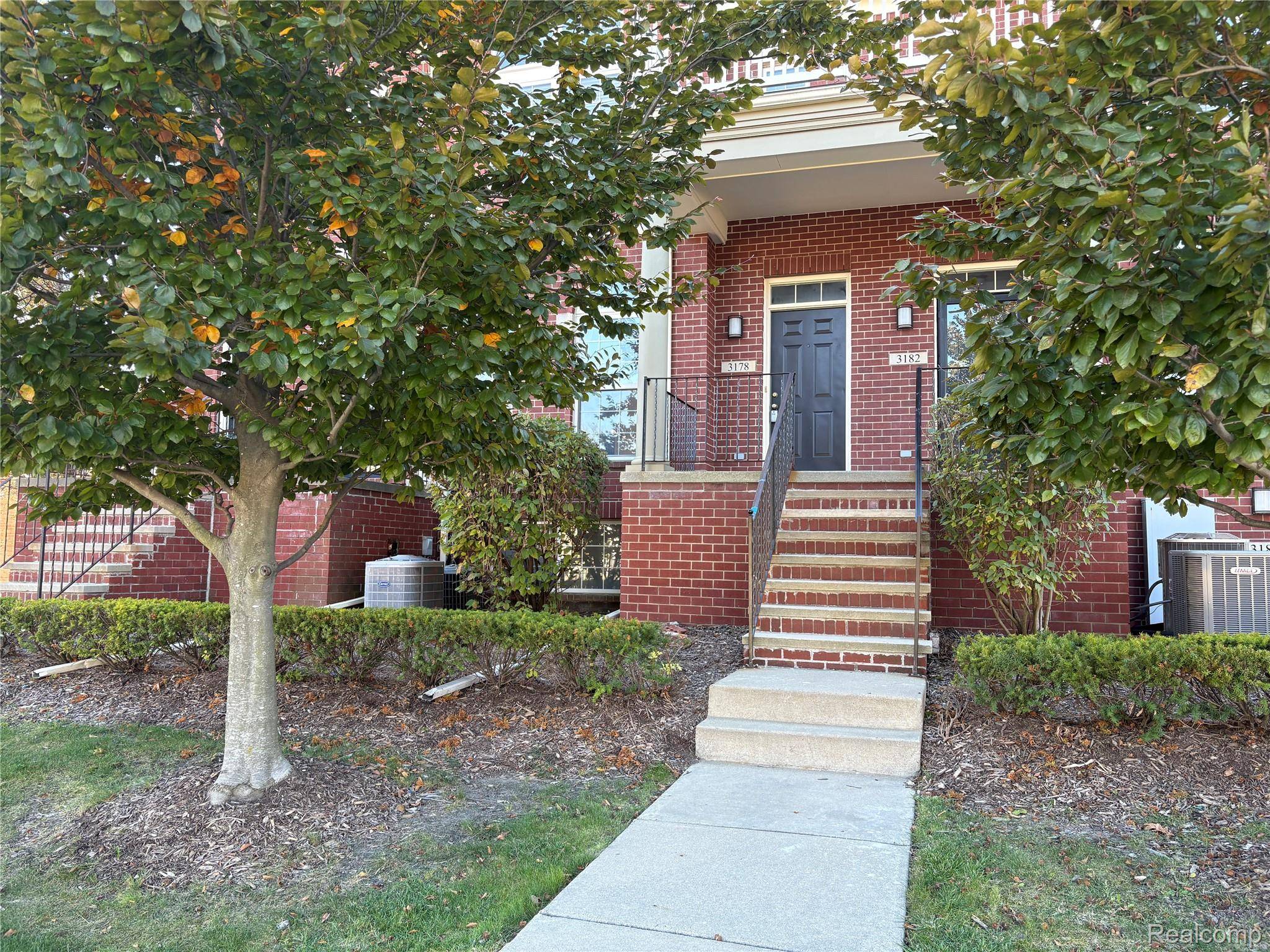 Troy, MI 48084,3178 Camden DR #83