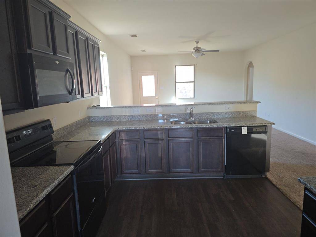 Dallas, TX 75253,14213 Wrangler Way