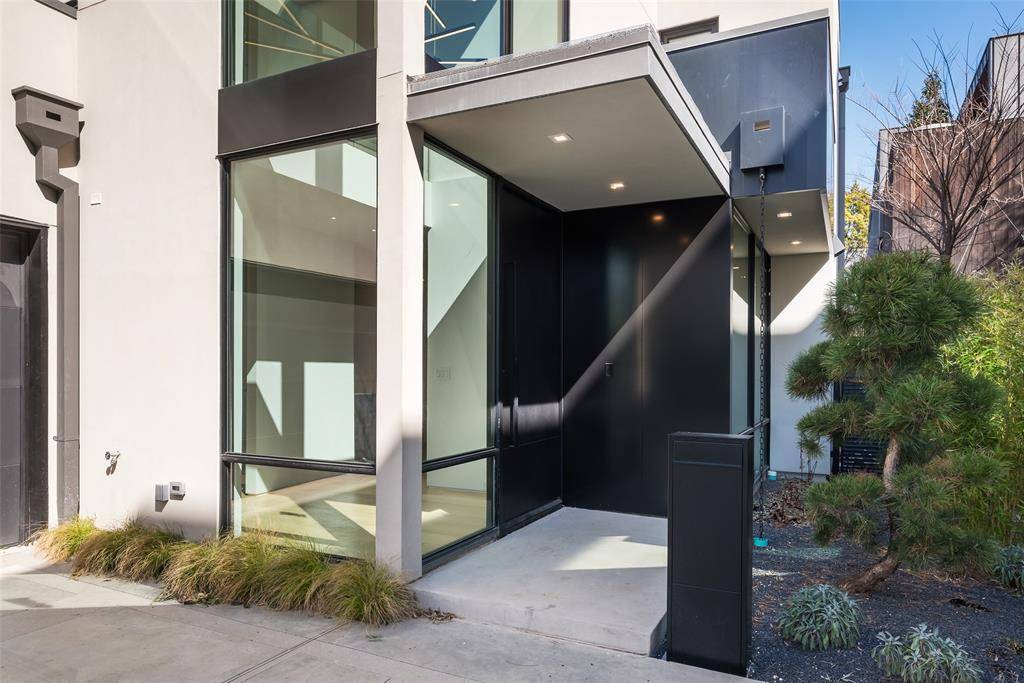 Dallas, TX 75205,3515 Edgewater Street