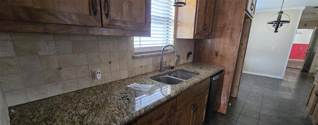 Fort Worth, TX 76133,3401 Glenmont Drive