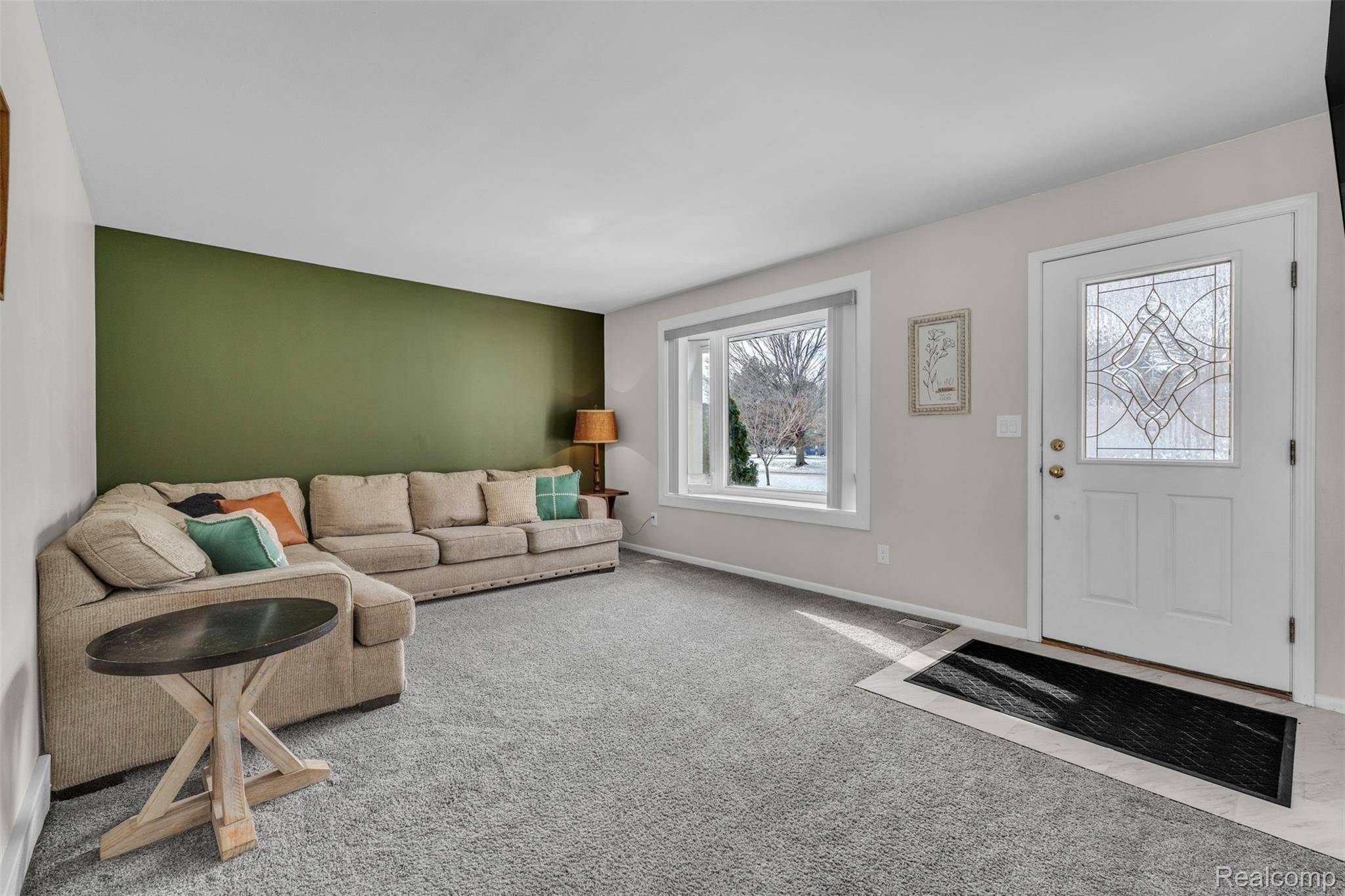 Lapeer, MI 48446,166 Crooked Limb DR