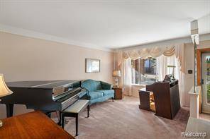 Sterling Heights, MI 48312,33538 Somerset DR