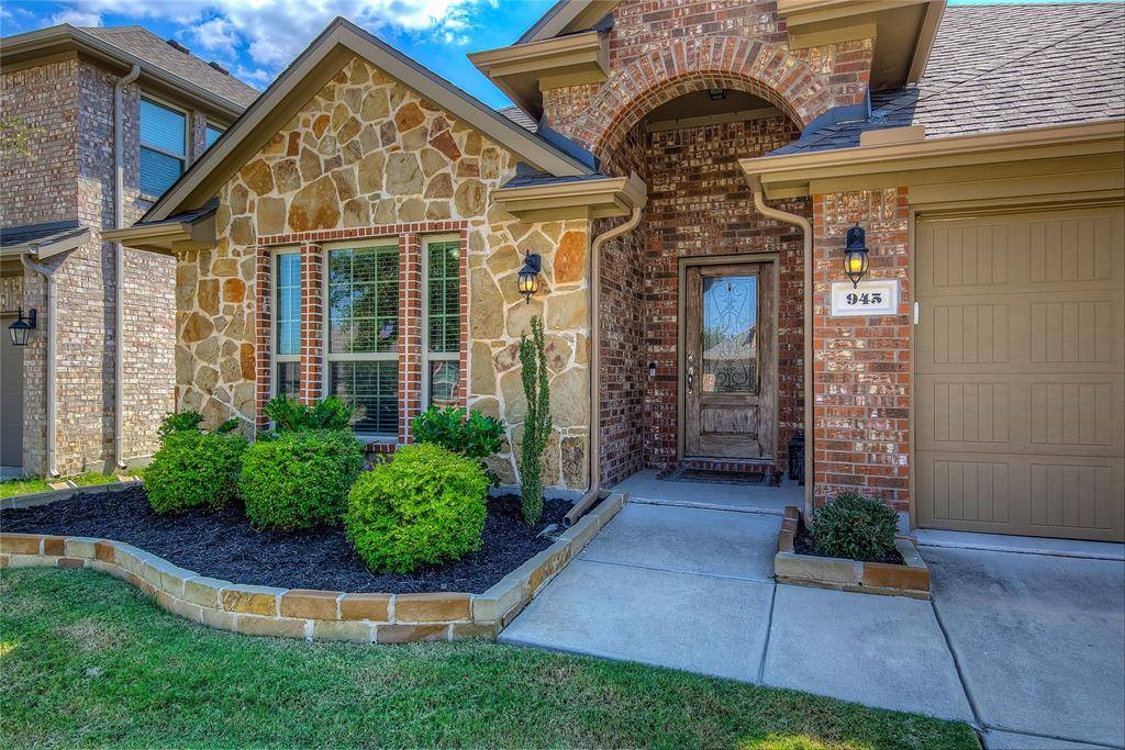 Celina, TX 75009,945 Bluebird Way