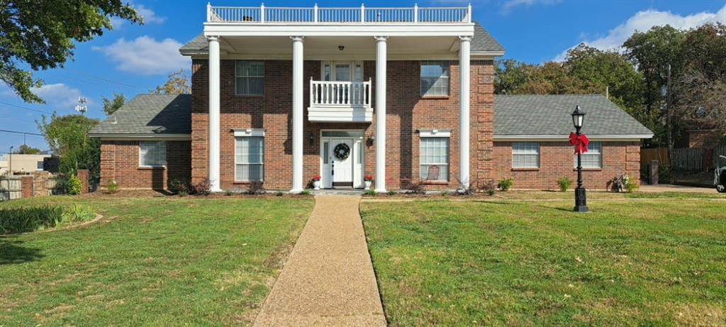 Hurst, TX 76054,2620 Brookridge Drive