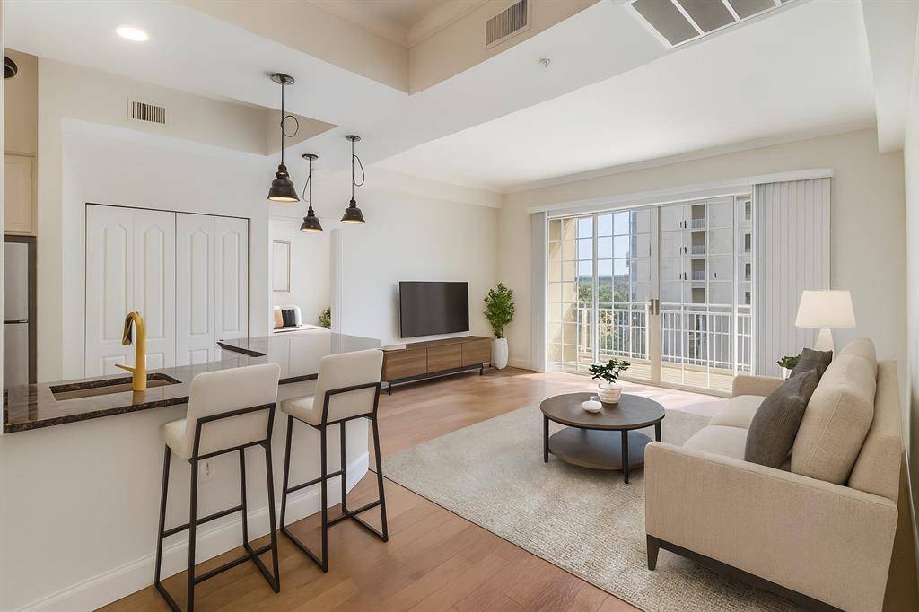 Dallas, TX 75219,3225 Turtle Creek Boulevard #545